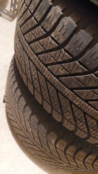 235/55 R17 vredestein a good year - 4