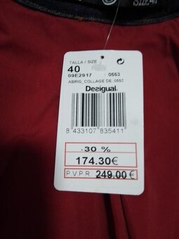 Rifľový kabát značky Desigual - 4