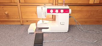 Predám šijací stroj Brother VX-1100+príslušenstvo - 4