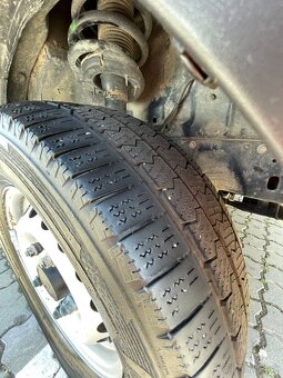 Predám 7 miestnu dodávku - 4