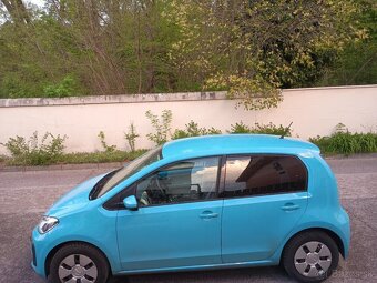 VW up - 4
