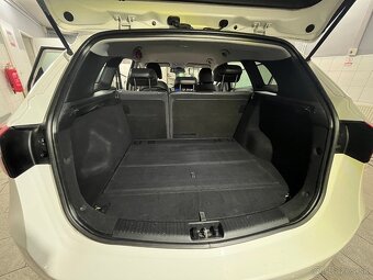 Hyundai i30 CW 1.6i Style - plná výbava - 4