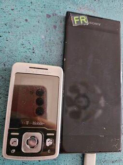 15x tel. Aj na diely -Motorola g5s 55 eur -Samsung s6 35eur - 4