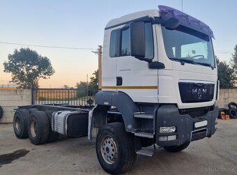 Predám MAN 440 TGS 6x6, E4 ťahač a sklápač - 4