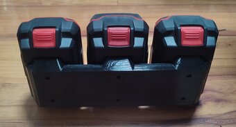 Držiak na aku batérie Parkside 20V (2Ah,4Ah,8Ah) - 4