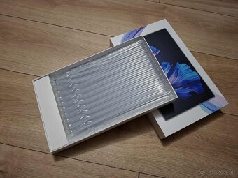 Predam 10" tablet, uplne novy, raz zapnuty origo krabica - 4