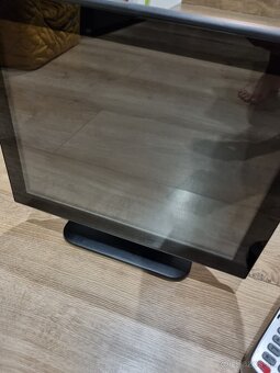 Pokladničná zostava s platob.terminalom - 4