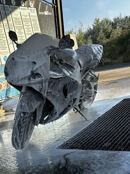 Suzuki GSXR 750 - 4