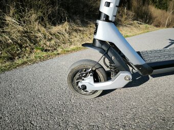 Elektrická kolobežka Joyor LuxeRider 62km/h 2400W - 4