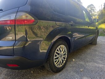 S-max 2.0tdi 103kw 7miestne. - 4