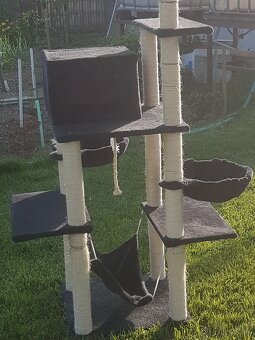 Škrabadlo pre mačku/mačací strom - 4