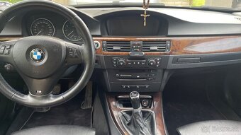 BMW e91 325 Xi - 4