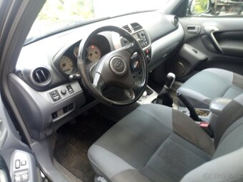 Toyota Rav4 2,0d 85kw - 4