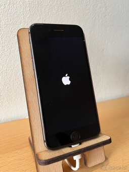 iPhone 8 64GB - 4