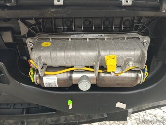 VW Passat B6 sada Airbagov/palubovka - 4