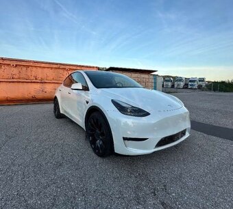 Tesla model Y, Performance , 59 000 km. - 4