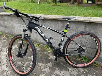 ROCK MACHINE - Explosion 50 27,5 - 4