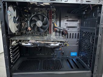 AMD Ryzen 5 / Radeon RX 580 8GB / 16GB RAM + 1TB SSD + WiFi - 4