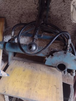 Pluh obracak s piestom - 4