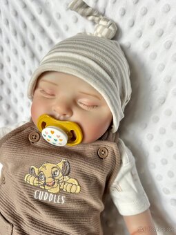 Realistická bábika Riško - 4