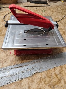 Rezačka píla na obklady - 4