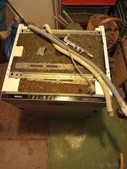 Umývačka riadu Beko - 4