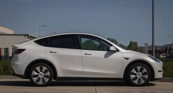 Tesla Model Y Long Range 378kW - 4