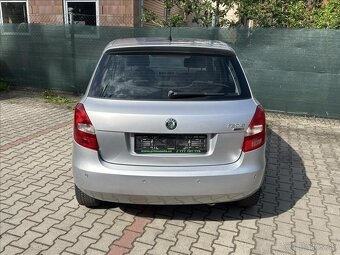 Škoda Fabia 1.616V 77kW 2009 121313km Ambiente AUTOMAT - 4