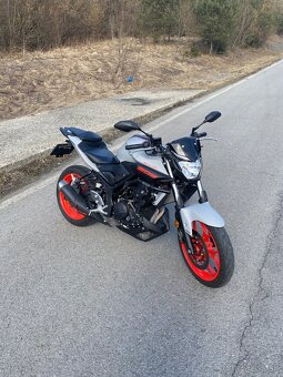 Yamaha mt 03 - 4