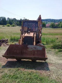 Predam traktorbager 4x4 výroba CGT 322 licencia cayerpilar - 4