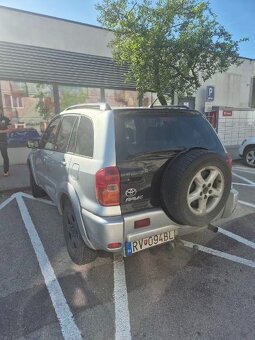 Toyota RAV4 - 4