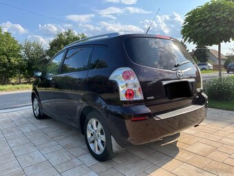 Predam rodinne MPV Toyota Corolla Verso D-4-D - 4