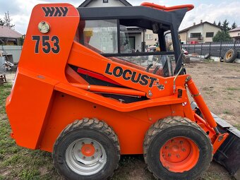 Locust 753 - 4