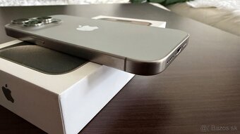 iPhone 15 Pro Natural Titanium 256GB - 4
