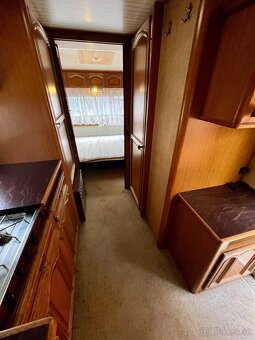 Karavan obytný prives Hobby de Lux - 4