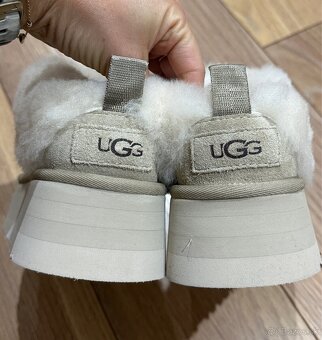 Ugg Tazzelle velkost 37 - 4