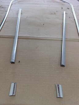 E30 Touring chromové lišty - 4