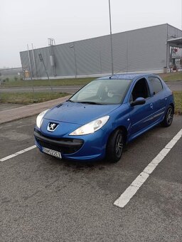 Peugeot 206+ 1.1 44kw - 4