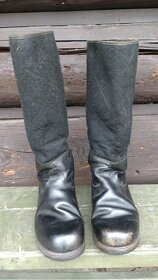 Vojenské čižmy, maska, uniforma ZNB - 4