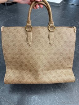 Kabelka Guess - 4