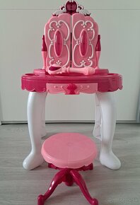 Princeznovský toaletný stolík - 4