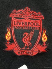 Liverpool FC Adidas ClimaWarm mikina, veľkosť 38/40 (M) - 4