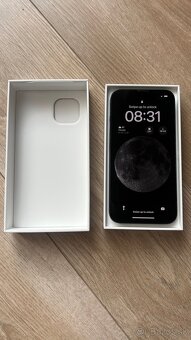 iPhone 11 128GB - 4