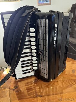 Predam akordeon Hohner Favorit - 4