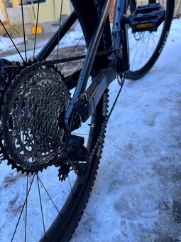Rocky Mountain Element - 4