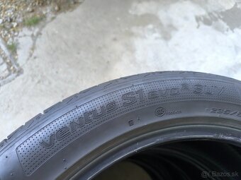 Hankook Ventis S1 evo2 SUV 235/50R19 99V - 4
