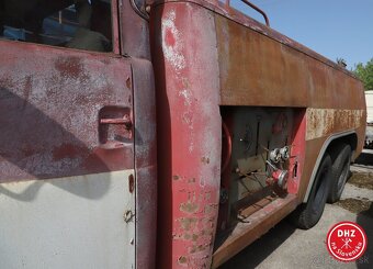 Hasičská TATRA 148 6x6 - 4