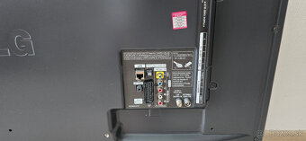 LG 47'' 3D SMART TV - 4