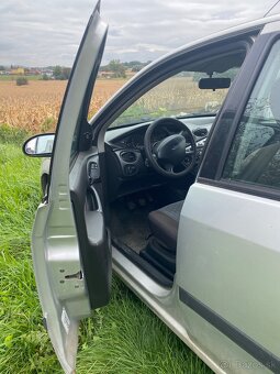 Ford Focus benzin 1,6 - 4