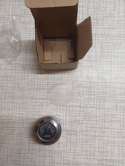 Hodiny a teplomer na riadidlá motorky. - 4